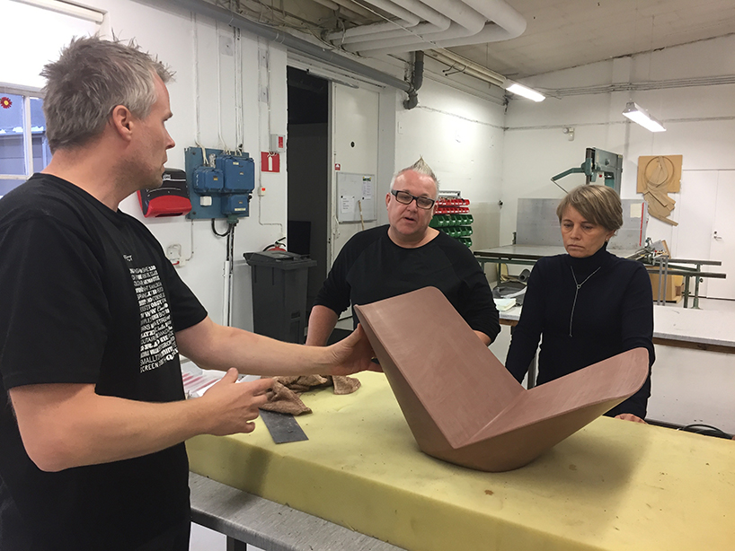 jin-kuramoto-jin-offecct-chair-designboom-011