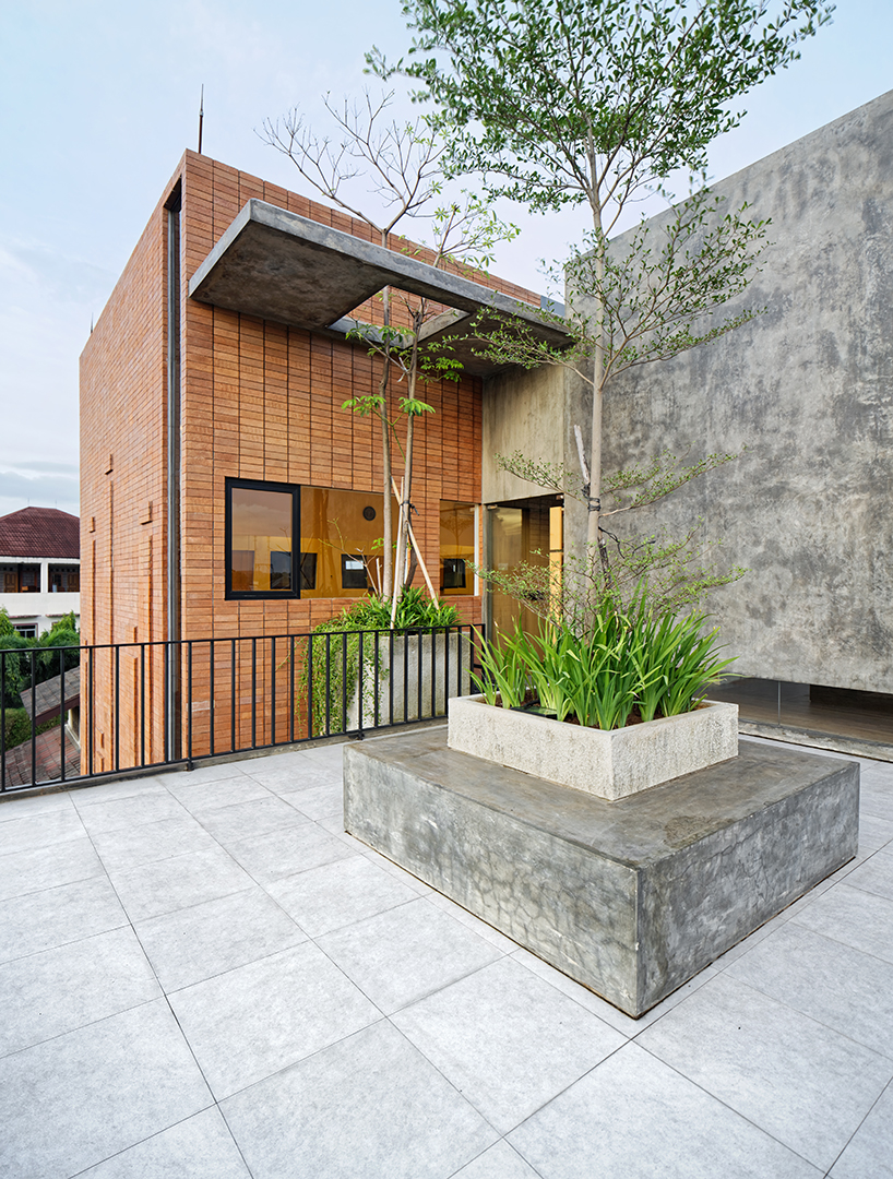 the-equaliser-delution-architect-philippines-designboom-02