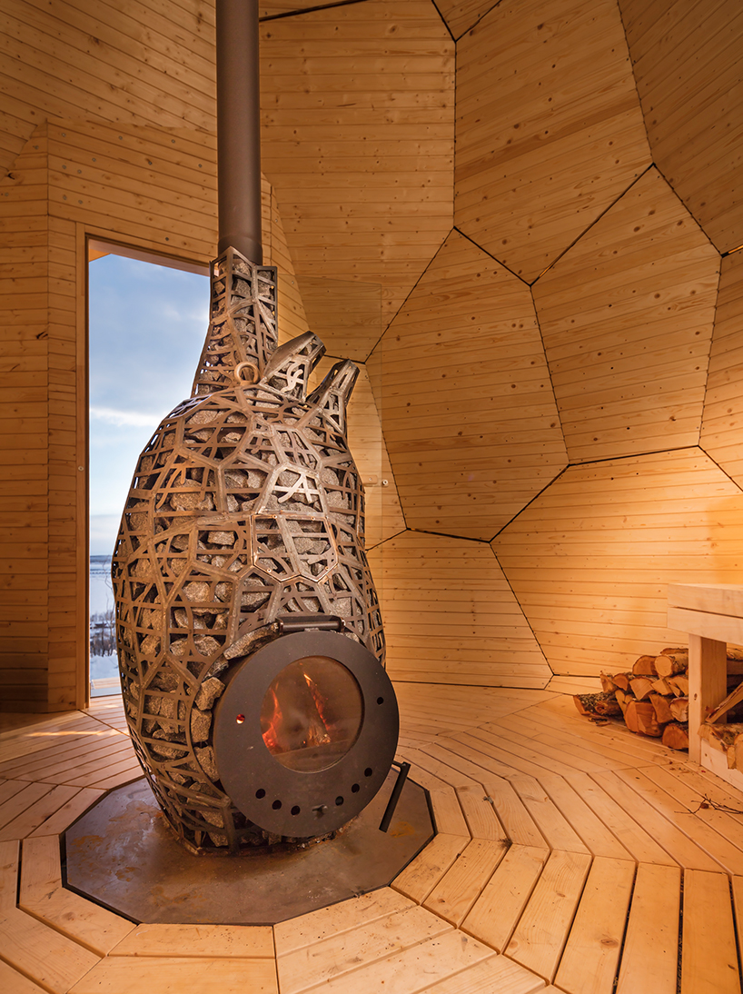 solar egg, a gold mirrored sauna in sweden by bigert & bergström