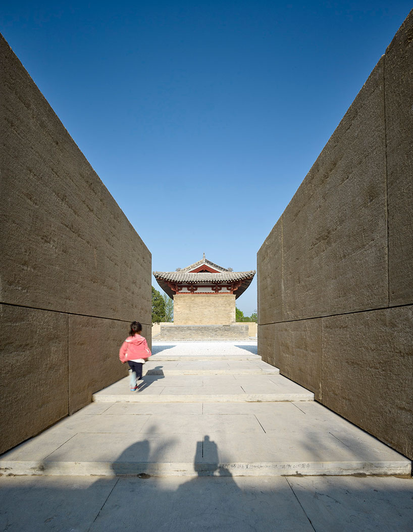 URBANUS revitalizes and reorganizes ancient taoist temple in northern china - 4