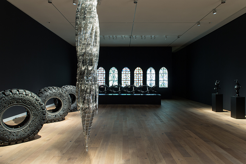 wim delvoye museum tinguely