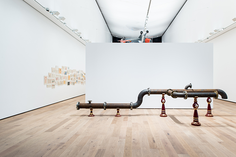 wim delvoye museum tinguely