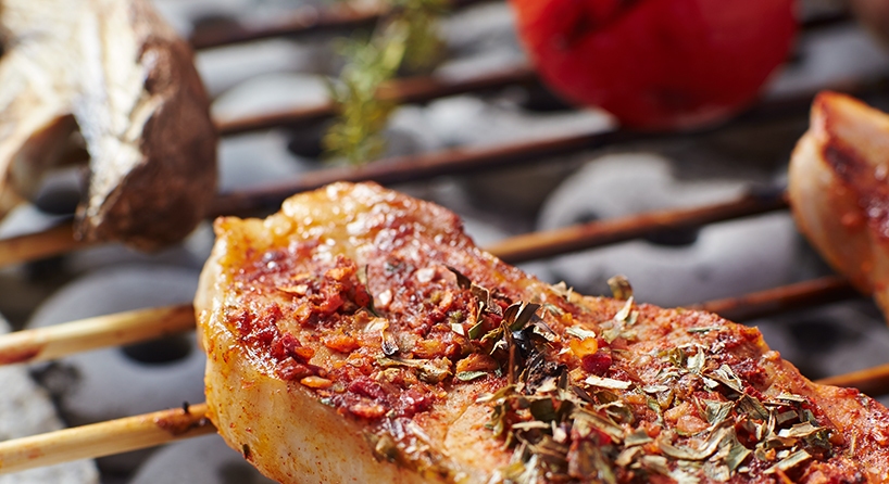 casusgrill sustainable disposable grill designboom