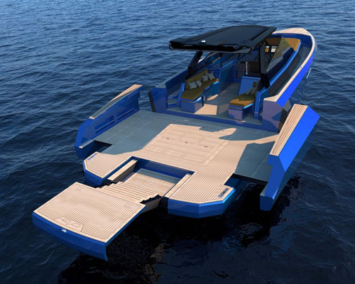 evo WA yacht's modular deck extends at the push of a button