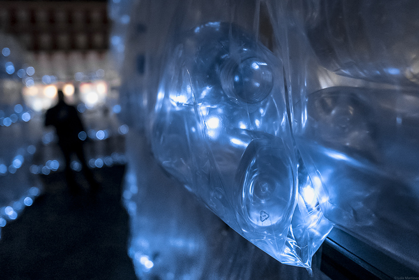 luzinterruptus labyrinth of plastic waste