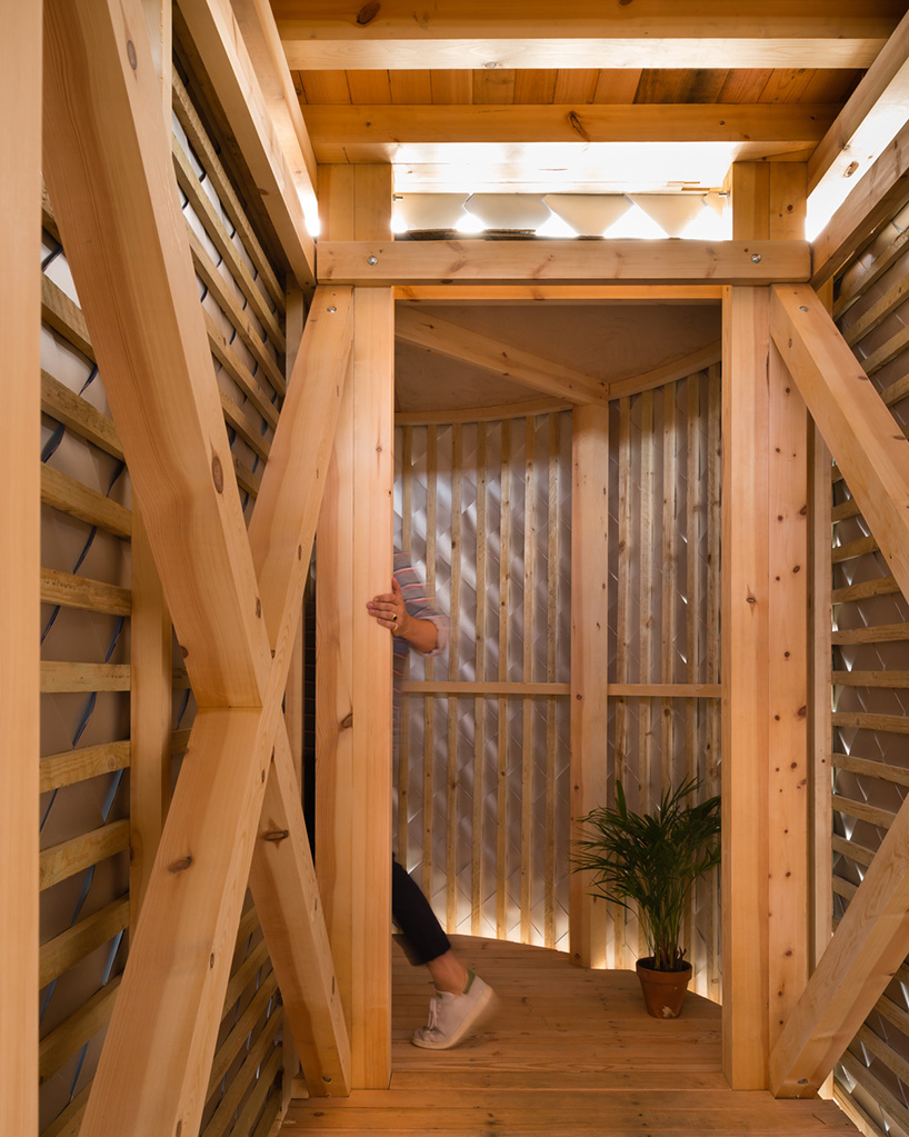 PUP architects antepavilion