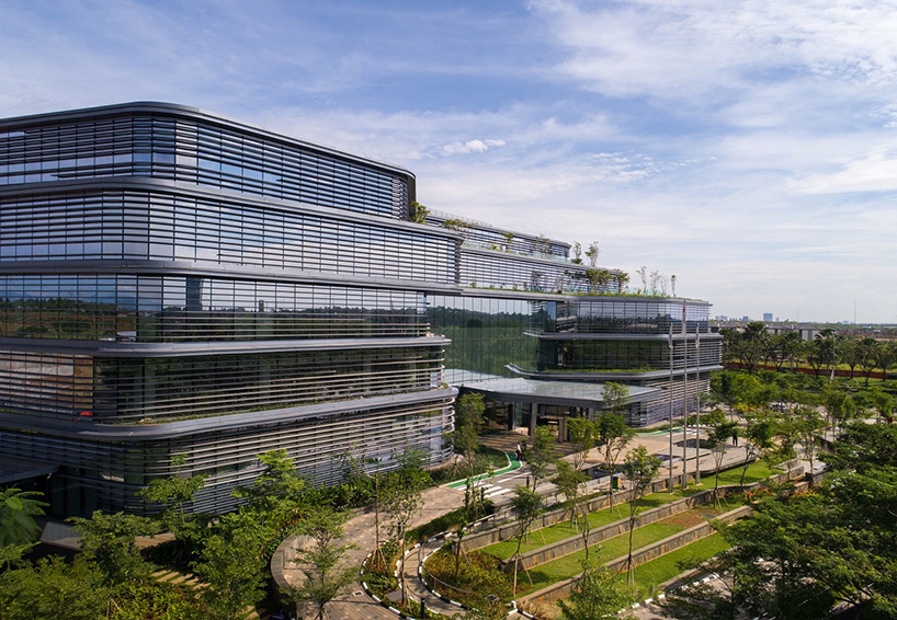 Grha Unilever  gedung perkantoran hijau pertama di 