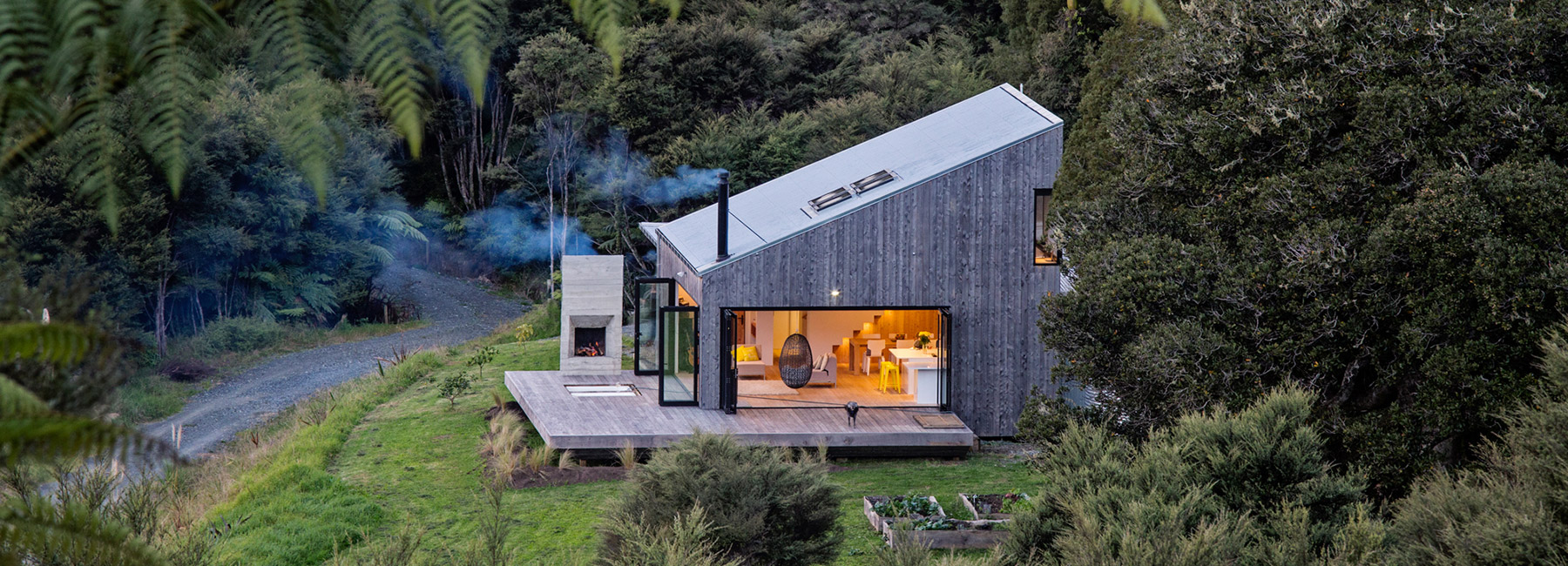 LTD architectural builds 'back country house' in new zealand
