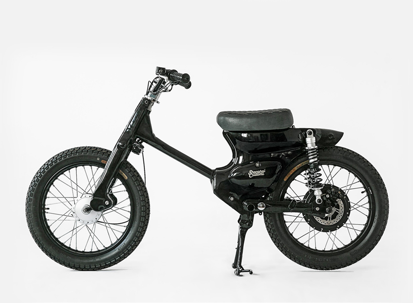 the honda eCUB electric scooter by shanghai customs