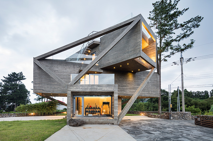 Moon Hoon Completes Simple House On South Koreas Jeju Island