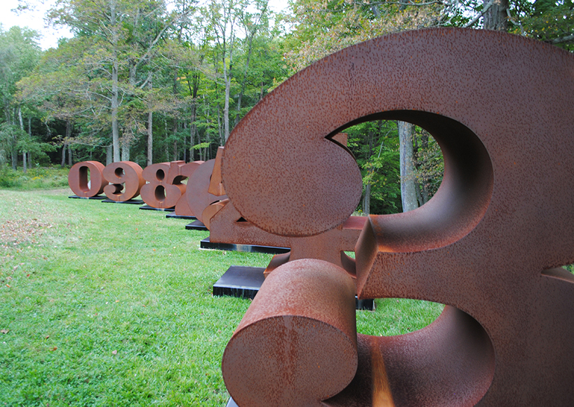 glass house robert indiana