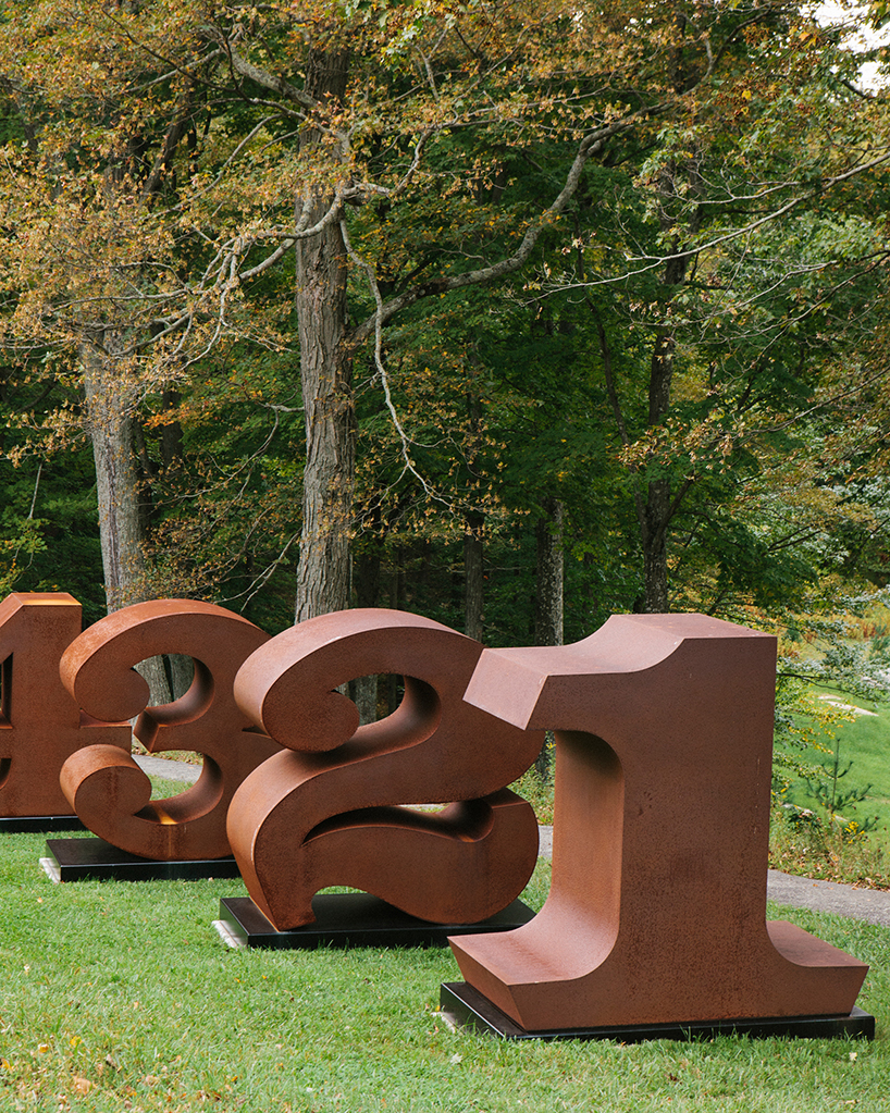 glass house robert indiana