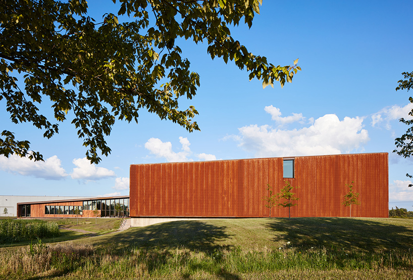 barkow leibinger smart factory