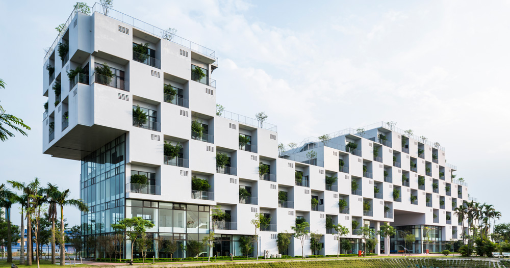 VTN architects completes FPT technology building in hanoi