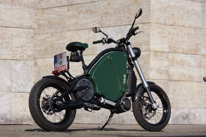 the gulas PI1S is a pedal electric motorcycle with 200 km battery range