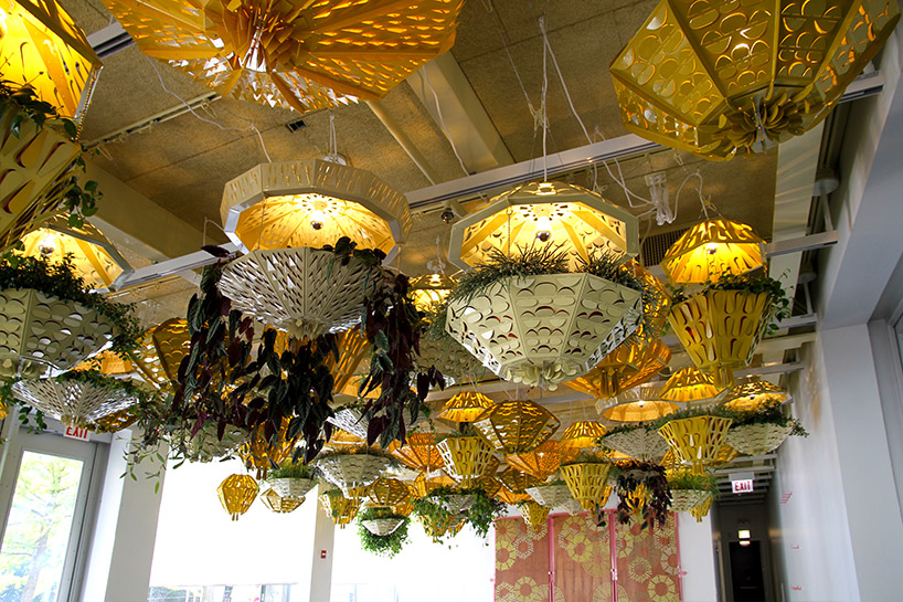 pedro y juana the commons museum contemporary art chicago designboom