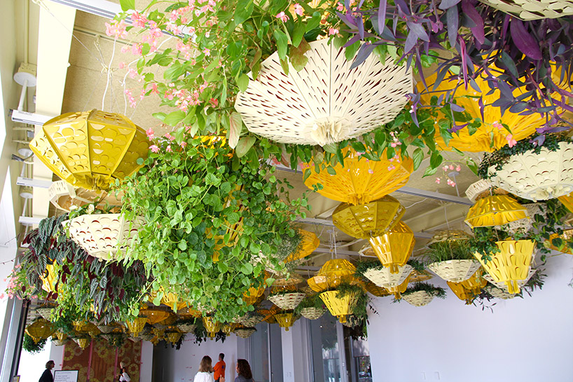 pedro y juana the commons museum contemporary art chicago designboom