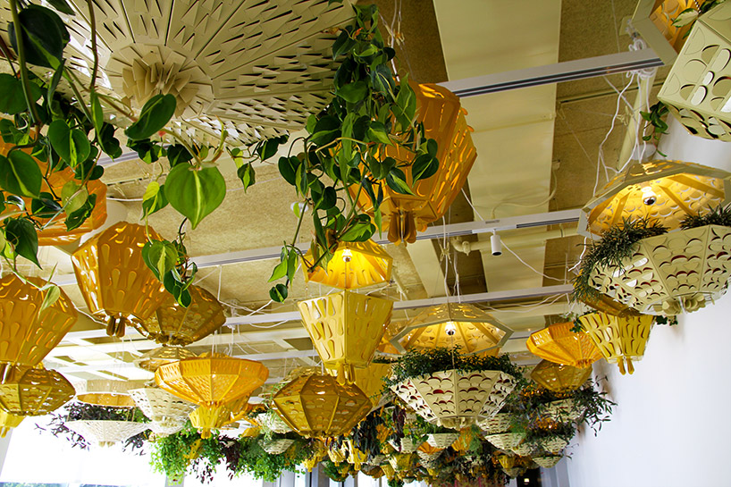 pedro y juana the commons museum contemporary art chicago designboom