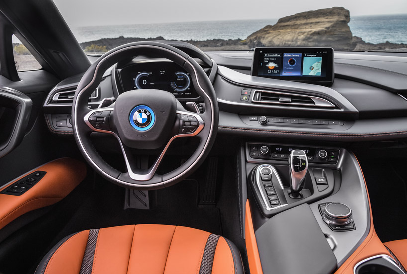 BMW i8 roadster