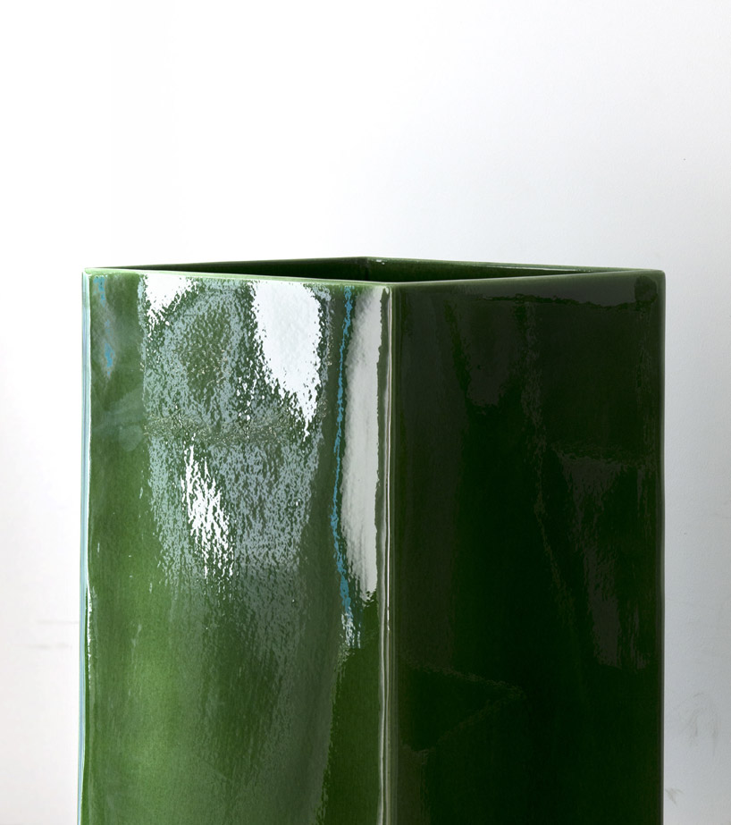 ronan & erwan bouroullec capture sfumato effect in series of ceramic vases
