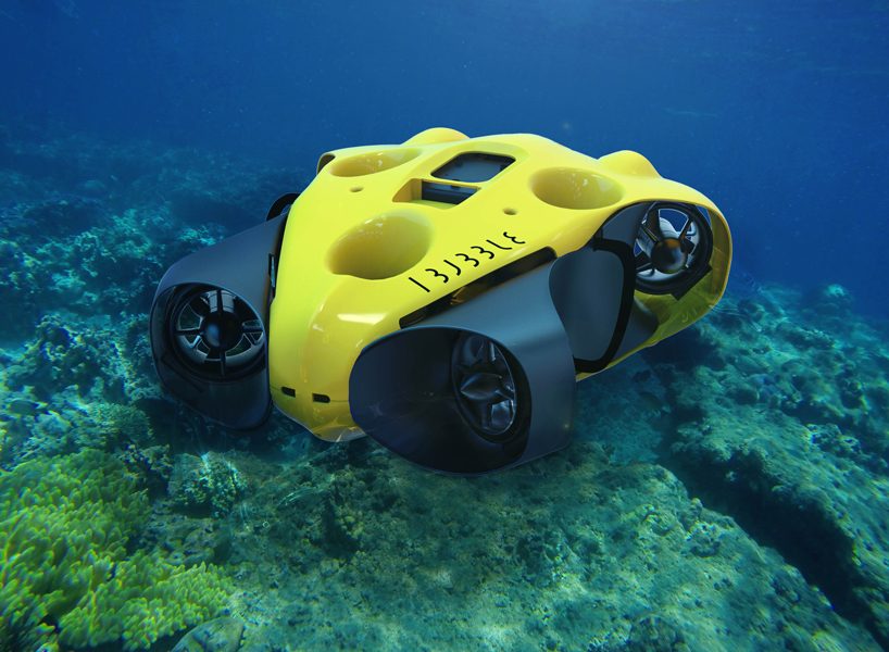 a submarine drone that freely captures your underwater journey in high