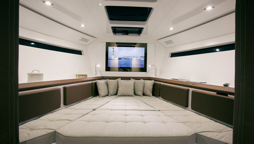 stylish EVO 43 HT yacht expands with transformable 25 sqm beach deck - 8
