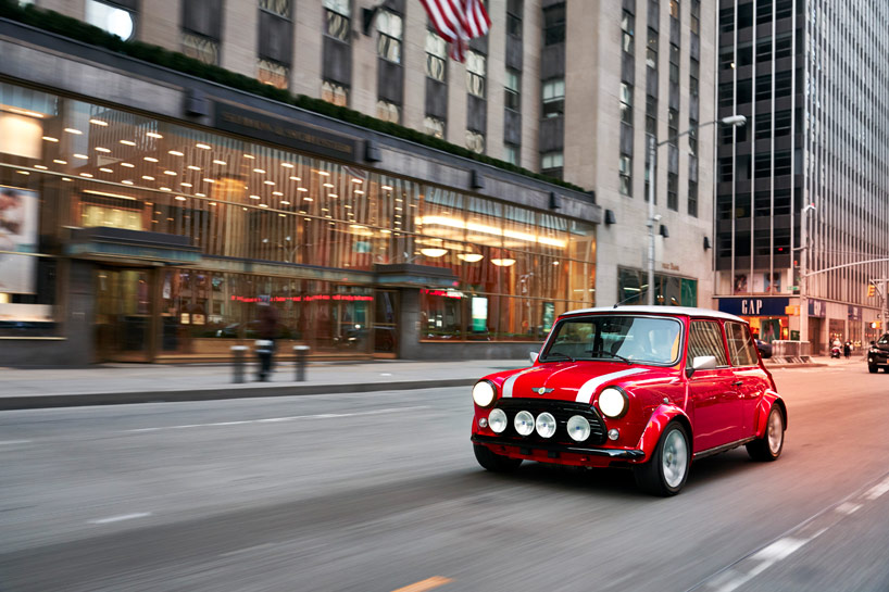 classic MINI electric debuts at new york international auto show 2018 - 6