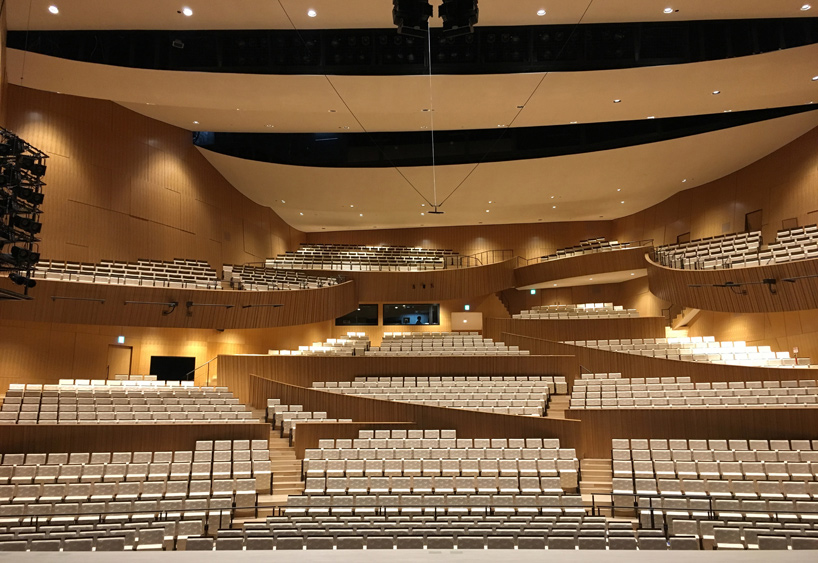 kazuyo sejima tsuruoka city culture hall