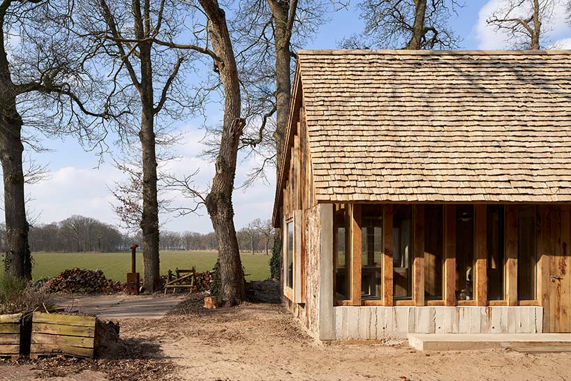 the sixteen-oak barn