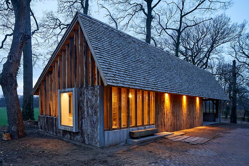 the sixteen-oak barn