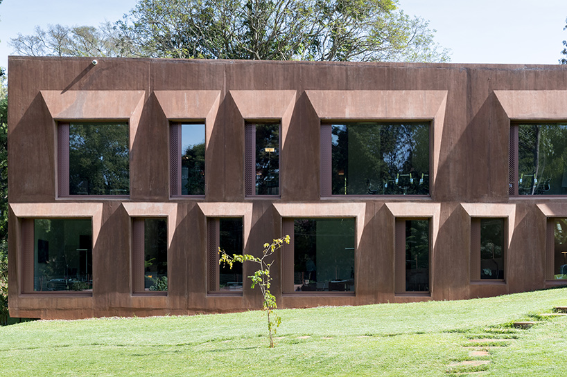 roeoesli maeder swiss embassy nairobi kenya