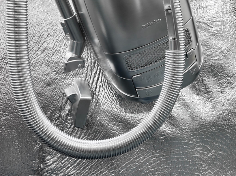 urs fischer rhinoceros