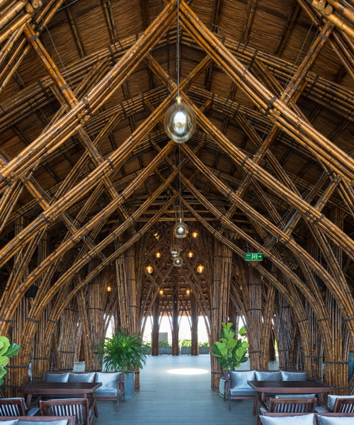 bamboo club + cafe by VTN architects takes center stage in vietnam