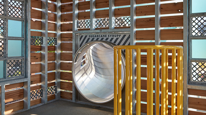 williamsburg two trees domino