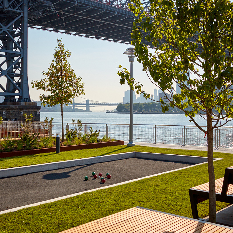 williamsburg two trees domino