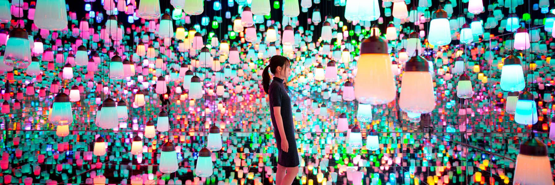 borderless and brilliant: teamlab's dreamlike digital art museum is now open