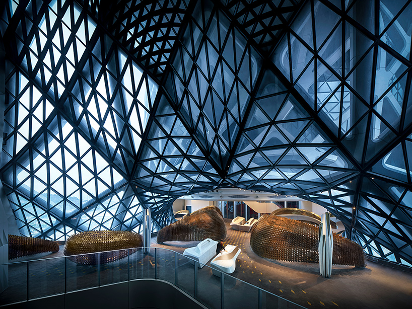 zaha hadid morpheus hotel