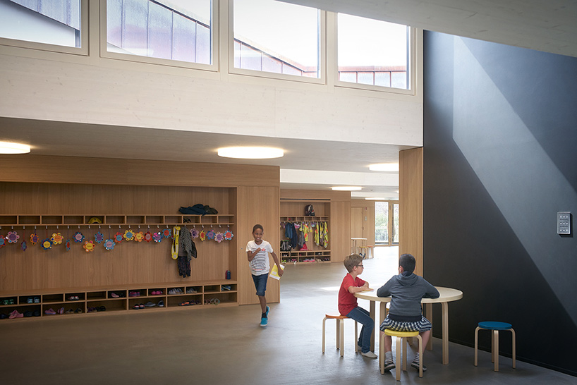 skop school port switzerland