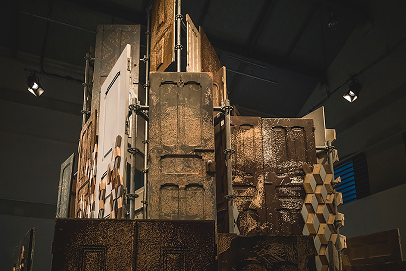 vhils exhibition paris