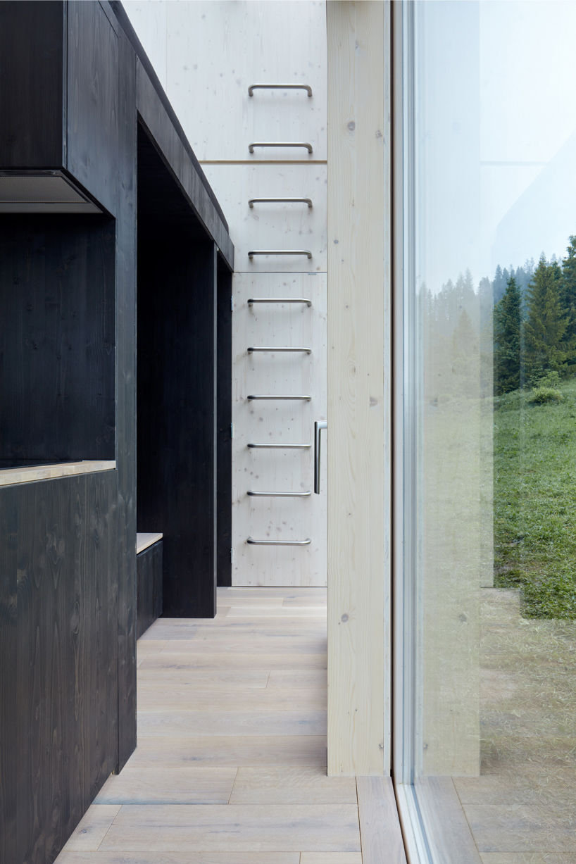 ARK studio ark-shelter