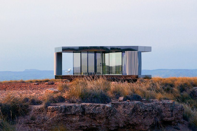 explore OFIS architects' spanish desert glass pavilion in new video