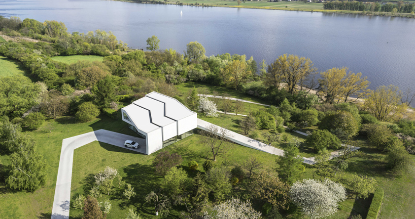 kwk promes by the way