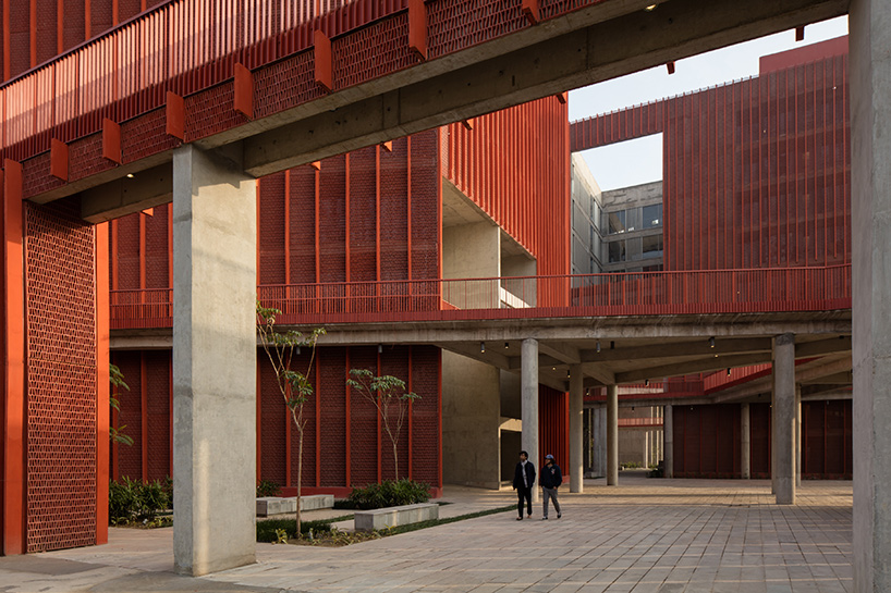 mccullough mulvin thapar university