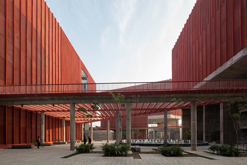 mccullough mulvin thapar university