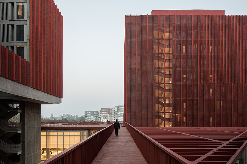 mccullough mulvin thapar university