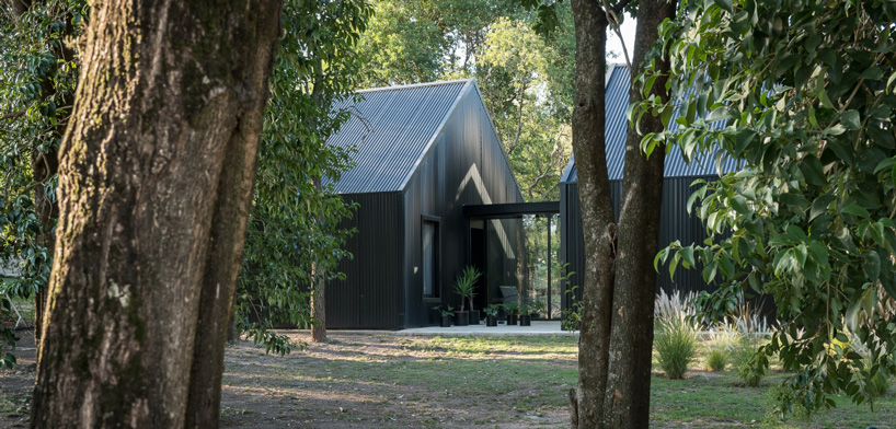 morini black house