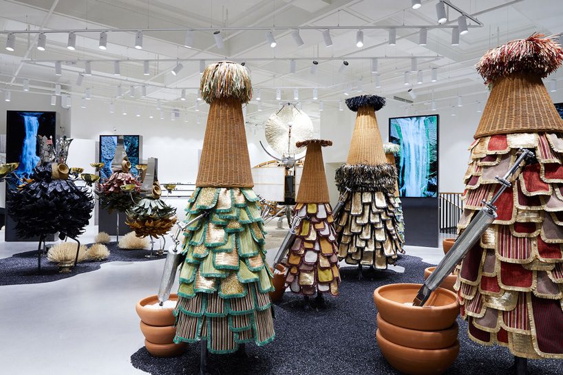 larger-than-life aliens practice their kung fu skills in the gentle monster london store