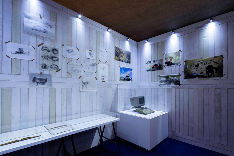 build one of theo jansen's world-renowned strandbeests for yourself with this mini DIY kit