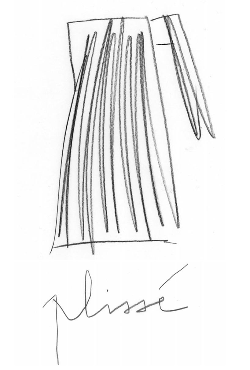 the plissé kettle by michele de lucchi for alessi resembles a folded piece of fabric designboom