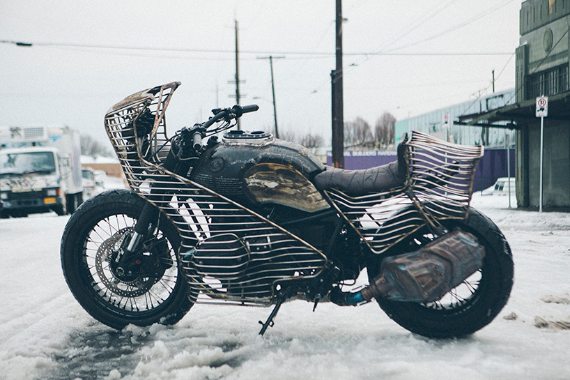 el solitario impostor BMW R nineT custom motorcycle presented at homo faber designboom